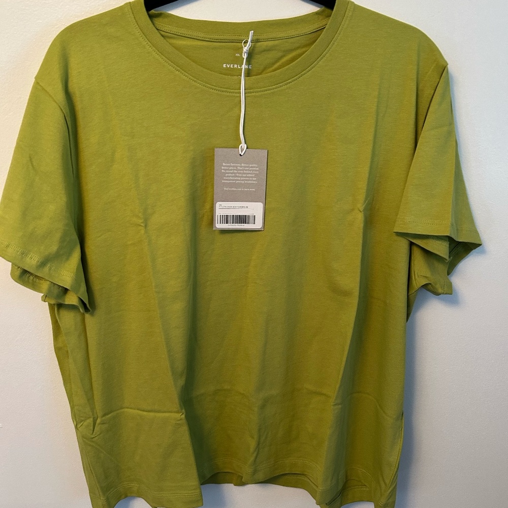 23 Everlane Organic Cotton Box-Cut Tee